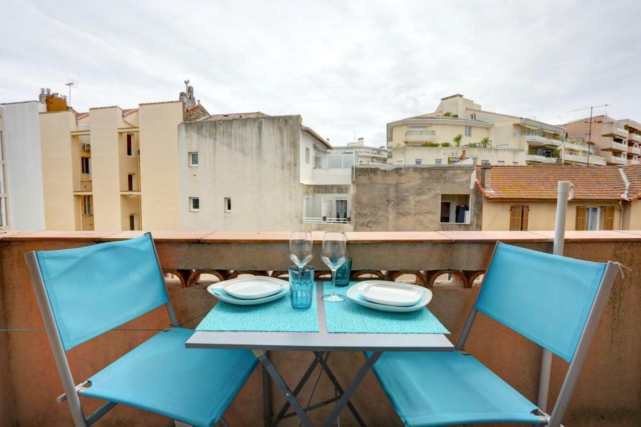 L'Amandine ,45 M2 Terrasse Et Garage Centre Ville Saint-Raphael  Luaran gambar