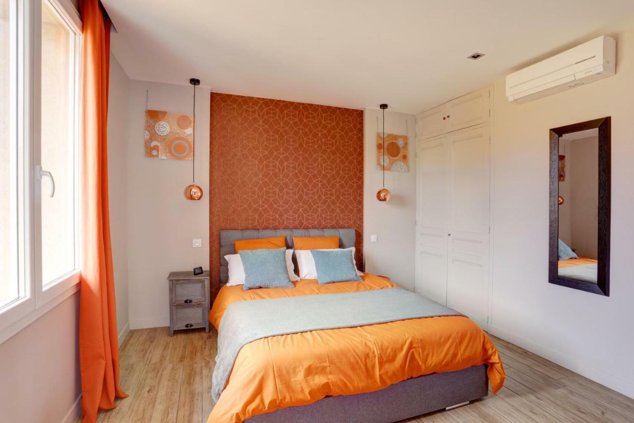 L'Amandine ,45 M2 Terrasse Et Garage Centre Ville Saint-Raphael  Luaran gambar
